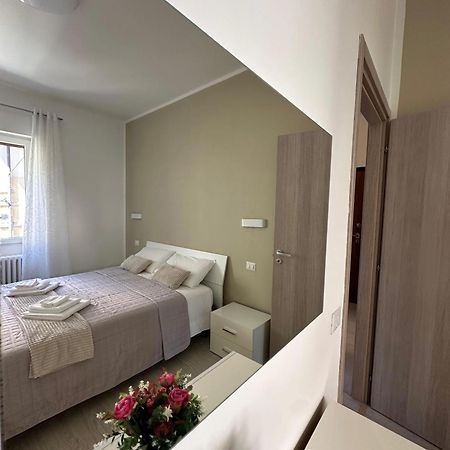 Apartment Jessy Baveno Luaran gambar