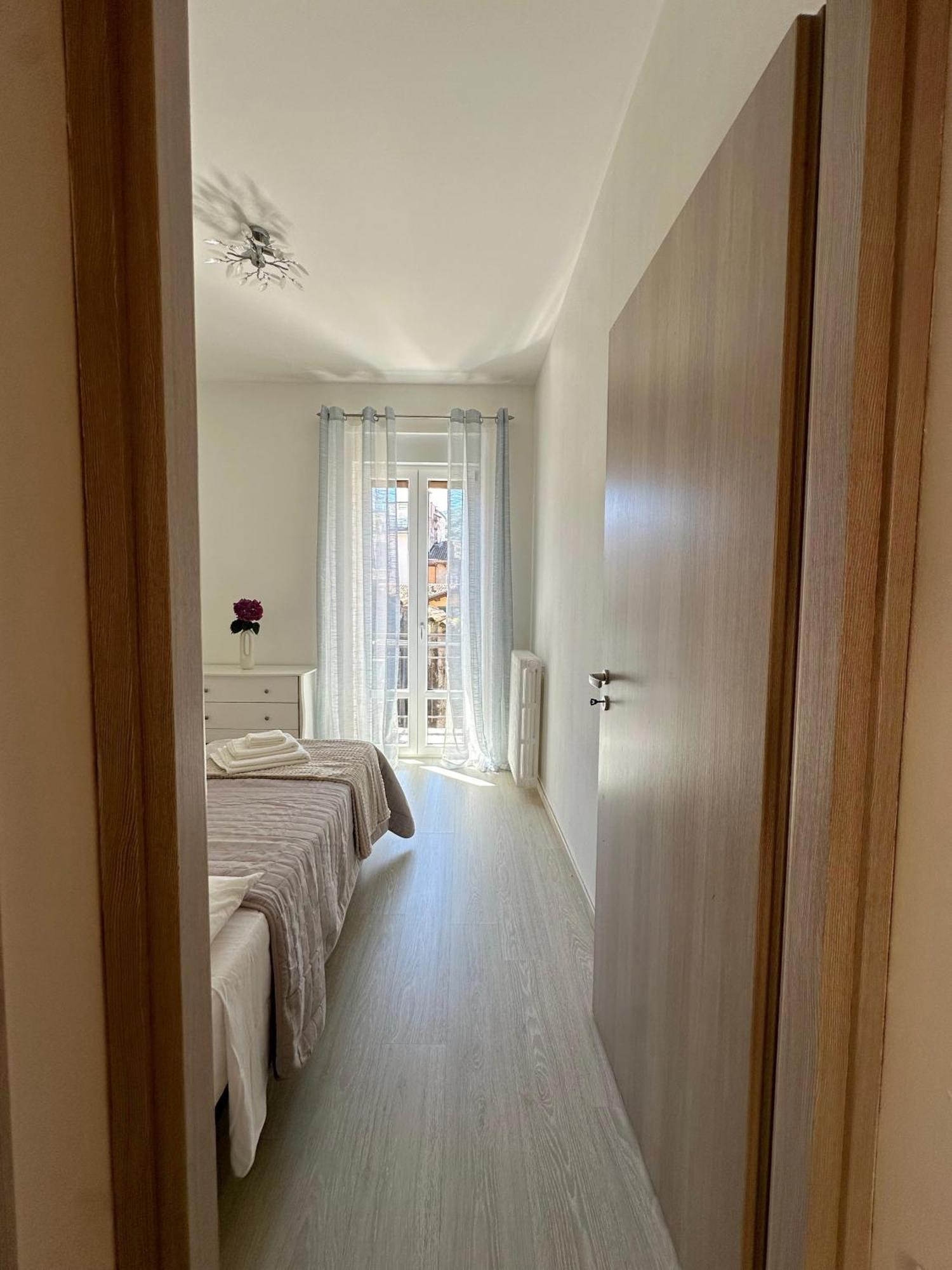 Apartment Jessy Baveno Luaran gambar